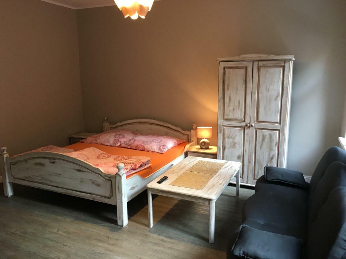 Apartment Kawalerka Fredry 3/12 *